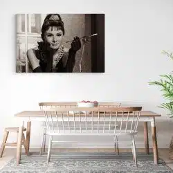 Tablou Audrey Hepburn actrita muzeu de ceara 2018 bucatarie3 - Afis Poster Tablou Audrey Hepburn actrita muzeu de ceara pentru living casa birou bucatarie livrare in 24 ore la cel mai bun pret.