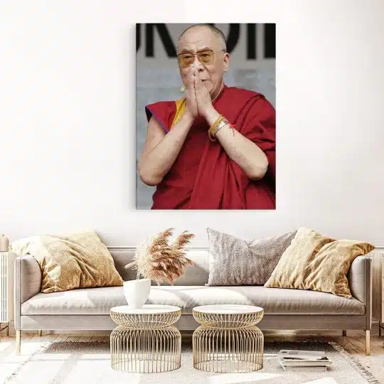 Tablou Dalai Lama lider spiritual tibetan budist 1981 living 1 - Afis Poster Tablou Dalai Lama lider spiritual tibetan budist pentru living casa birou bucatarie livrare in 24 ore la cel mai bun pret.