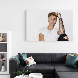 Tablou Justin Bieber cantaret 2273 living - Afis Poster Tablou Justin Bieber cantaret pentru living casa birou bucatarie livrare in 24 ore la cel mai bun pret.