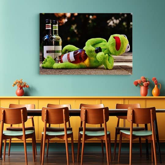 Tablou Kermit Broscoiul cu sticle vin 4064 restaurant