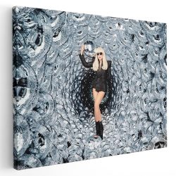 Tablou Lady Gaga cantareata 2270 - Afis Poster Tablou Lady Gaga cantareata pentru living casa birou bucatarie livrare in 24 ore la cel mai bun pret.