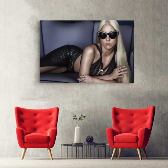 Tablou Lady Gaga cantareata 2276 hol - Afis Poster Tablou Lady Gaga cantareata pentru living casa birou bucatarie livrare in 24 ore la cel mai bun pret.