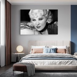 Tablou Mae West actrita alb negru 1922 dormitor - Afis Poster Tablou Mae West actrita alb negru pentru living casa birou bucatarie livrare in 24 ore la cel mai bun pret.