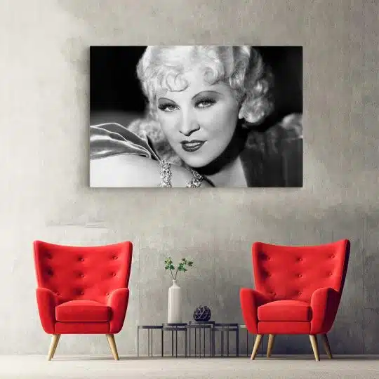 Tablou Mae West actrita alb negru 1922 hol - Afis Poster Tablou Mae West actrita alb negru pentru living casa birou bucatarie livrare in 24 ore la cel mai bun pret.