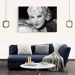 Tablou Mae West actrita alb negru 1922 living modern 2 - Afis Poster Tablou Mae West actrita alb negru pentru living casa birou bucatarie livrare in 24 ore la cel mai bun pret.