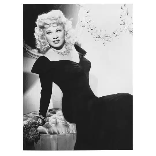 Tablou Mae West actrita alb negru 1939 front - Afis Poster Tablou Mae West actrita pentru living casa birou bucatarie livrare in 24 ore la cel mai bun pret.