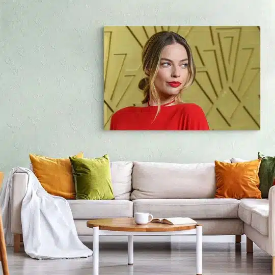 Tablou Margot Robbie actrita rosu 1960 living 1 - Afis Poster Tablou Margot Robbie actrita pentru living casa birou bucatarie livrare in 24 ore la cel mai bun pret.