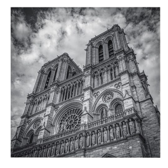 Tablou Notre Dame Paris Franta alb negru 1523 frontal - Afis Poster Tablou Notre Dame Paris Franta pentru living casa birou bucatarie livrare in 24 ore la cel mai bun pret.