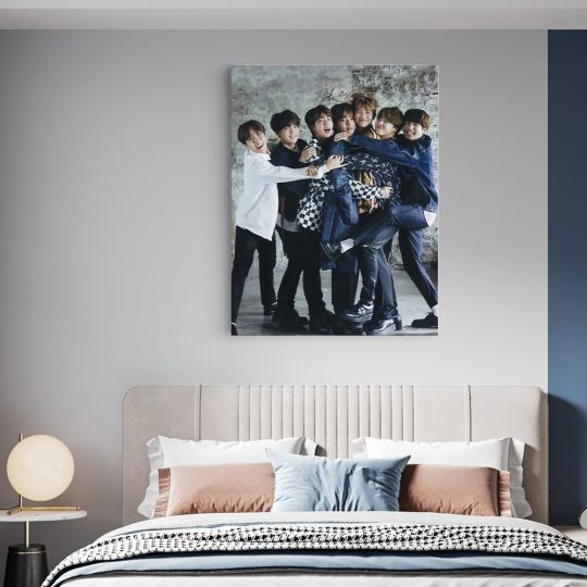 Tablou afis BTS trupa de muzica 2415 dormitor - Afis Poster Tablou afis BTS trupa de muzica pentru living casa birou bucatarie livrare in 24 ore la cel mai bun pret.