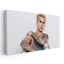 Tablou afis Justin Bieber cantaret 2382 - Afis Poster Tablou afis Justin Bieber cantaret pentru living casa birou bucatarie livrare in 24 ore la cel mai bun pret.