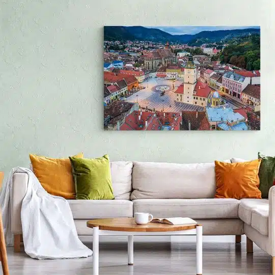 Tablou canvas Piata Sfatului Brasov Romania rosu verde 1184 living 1 - Afis Poster Piata Sfatului Brasov Romania rosu verde pentru living casa birou bucatarie livrare in 24 ore la cel mai bun pret.