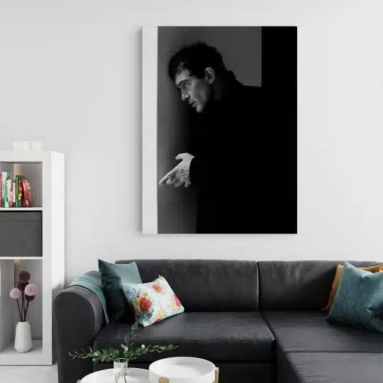 Tablou canvas actor Antonio Banderas alb negru 1092 living 2 - Afis Poster actor Antonio Banderas alb negru pentru living casa birou bucatarie livrare in 24 ore la cel mai bun pret.