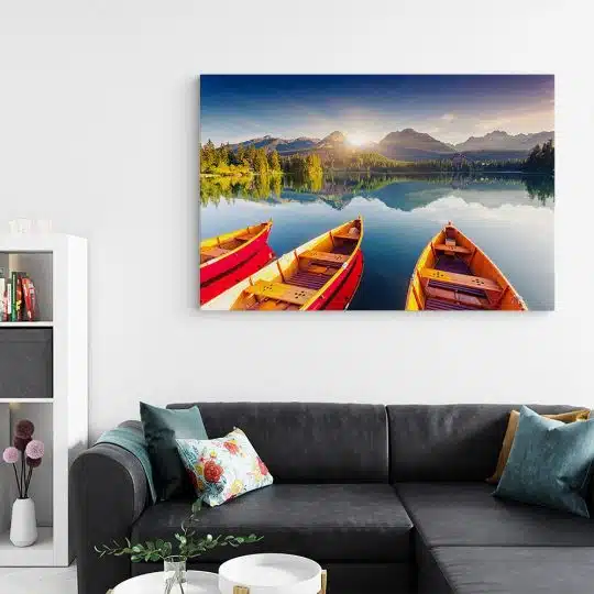 Tablou canvas barci Parcul National Tatra living - Afis Poster peisaj lac munte barci Tatra Slovacia rosu albastru pentru living casa birou bucatarie livrare in 24 ore la cel mai bun pret.