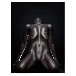 Tablou canvas fotografie nud femeie semiintuneric maro negru 1235 front - Afis Poster Tablou nud femeie alb negru maro pentru living casa birou bucatarie livrare in 24 ore la cel mai bun pret.