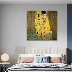 Tablou canvas pictura Sarutul de Gustav Klimt galben 1314 camera 1 - Afis Poster pictura Sarutul de Gustav Klimt galben pentru living casa birou bucatarie livrare in 24 ore la cel mai bun pret.