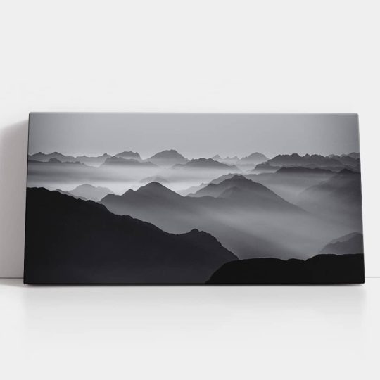 Tablou peisaj munte in ceata alb negru 1823 detalii tablou - Afis Poster Tablou peisaj munte in ceata alb negru pentru living casa birou bucatarie livrare in 24 ore la cel mai bun pret.