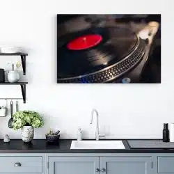 Tablou pick up cu disc vinil detaliu negru rosu 1612 bucatarie - Afis Poster Tablou pick-up cu disc vinil pentru living casa birou bucatarie livrare in 24 ore la cel mai bun pret.