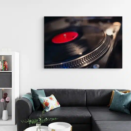 Tablou pick up cu disc vinil detaliu negru rosu 1612 living - Afis Poster Tablou pick-up cu disc vinil pentru living casa birou bucatarie livrare in 24 ore la cel mai bun pret.