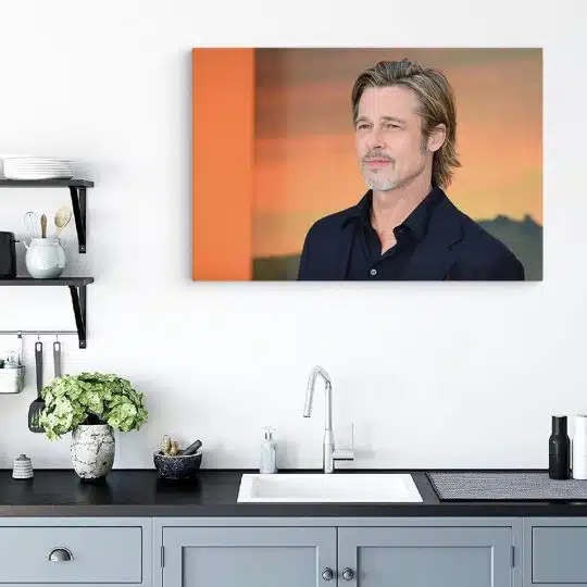 Tablou portret actor Brad Pitt crem 1559 bucatarie - Afis Poster Tablou Brad Pitt actor pentru living casa birou bucatarie livrare in 24 ore la cel mai bun pret.