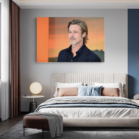 Tablou portret actor Brad Pitt crem 1559 dormitor - Afis Poster Tablou Brad Pitt actor pentru living casa birou bucatarie livrare in 24 ore la cel mai bun pret.