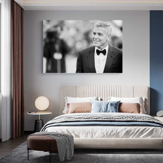 Tablou portret actor George Clooney alb negru 1560 dormitor - Afis Poster Tablou George Clooney actori celebri pentru living casa birou bucatarie livrare in 24 ore la cel mai bun pret.
