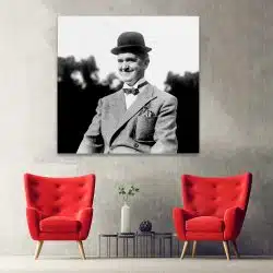 Tablou portret actor comedie Stan Laurel alb negru 1550 hol - Afis Poster Stan Laurel din Stan si Bran actor alb negru pentru living casa birou bucatarie livrare in 24 ore la cel mai bun pret.