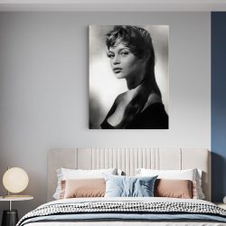 Tablou portret actrita Brigitte Bardot alb negru 1508 dormitor - Afis Poster Tablou Brigitte Bardot pentru living casa birou bucatarie livrare in 24 ore la cel mai bun pret.