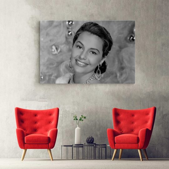 Tablou portret actrita Cyd Charisse alb negru 1549 hol - Afis Poster Tablou Cyd Charisse actrita pentru living casa birou bucatarie livrare in 24 ore la cel mai bun pret.