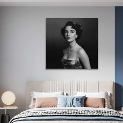 Tablou portret actrita Elizabeth Taylor alb negru 1514 camera 1 - Afis Poster tablou Elizabeth Taylor alb negru pentru living casa birou bucatarie livrare in 24 ore la cel mai bun pret.