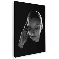 Tablou portret actrita Greta Garbo alb negru 1519 - Afis Poster Tablou Greta Garbo actrita pentru living casa birou bucatarie livrare in 24 ore la cel mai bun pret.