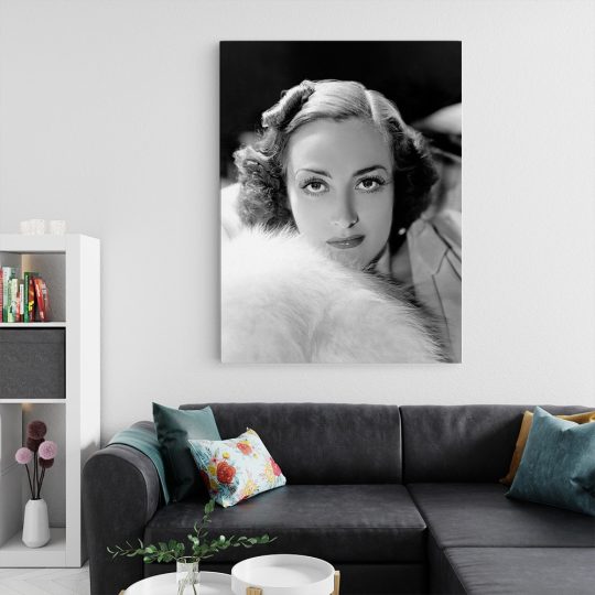 Tablou portret actrita Joan Crawford alb negru 1505 living 2 - Afis Poster tablou cu Joan Crawford actrite celebre pentru living casa birou bucatarie livrare in 24 ore la cel mai bun pret.
