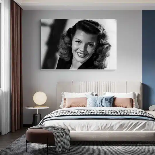 Tablou portret actrita Rita Hayworth alb negru 1548 dormitor - Afis Poster Tablou Rita Hayworth actrita pentru living casa birou bucatarie livrare in 24 ore la cel mai bun pret.