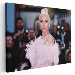 Tablou portret cantareata Lady Gaga roz 1561 - Afis Poster Tablou Lady Gaga cantareata pentru living casa birou bucatarie livrare in 24 ore la cel mai bun pret.