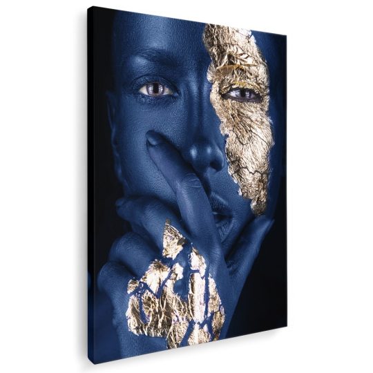 Tablou portret femeie cu machiaj creativ albastru auriu 1197 - Afis Poster portret femeie cu machiaj creativ albastru auriu pentru living casa birou bucatarie livrare in 24 ore la cel mai bun pret.