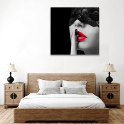 Tablou portret femeie cu voal dantela si buze rosii alb negru 1256 dormitor - Afis Poster portret femeie cu voal dantela si buze rosii alb negru pentru living casa birou bucatarie livrare in 24 ore la cel mai bun pret.