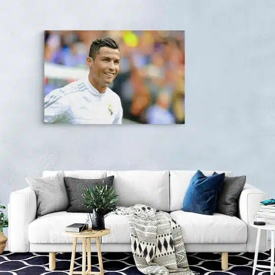 Tablou portret fotbalist Cristiano Ronaldo alb 1568 living modern - Afis Poster Cristiano Ronaldo fotbalist alb pentru living casa birou bucatarie livrare in 24 ore la cel mai bun pret.