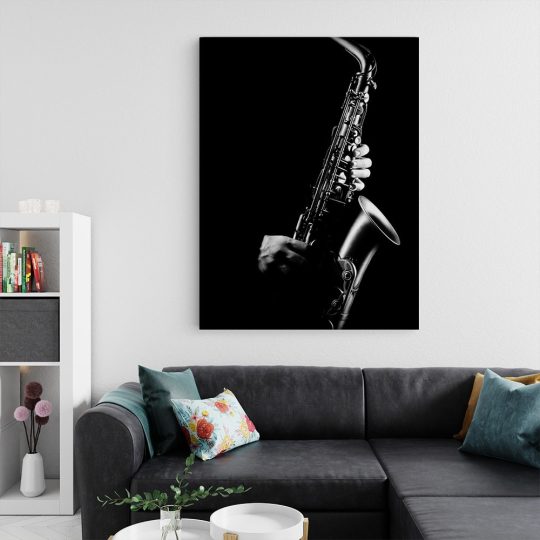 Tablou saxofonist detaliu fundal negru alb negru 1701 living 2 - Afis Poster Tablou saxofonist saxofon pentru living casa birou bucatarie livrare in 24 ore la cel mai bun pret.
