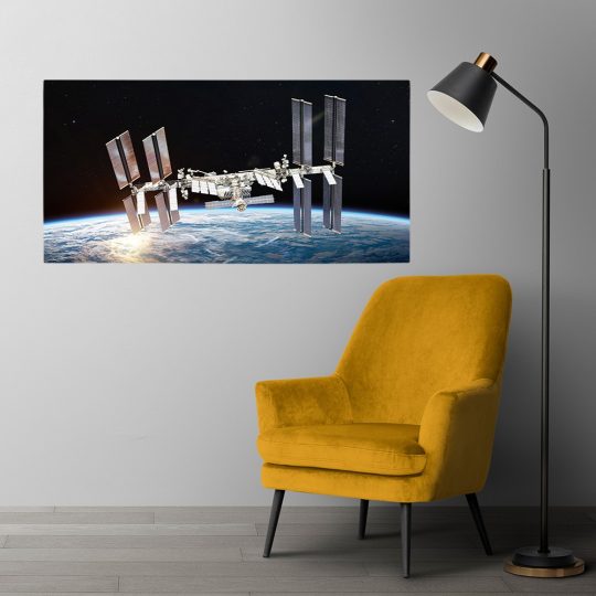 Tablou statia spatiala internationala pe orbita Pamantului 1775 tablou receptie - Afis Poster Tablou statia spatiala internationala pe orbita pentru living casa birou bucatarie livrare in 24 ore la cel mai bun pret.